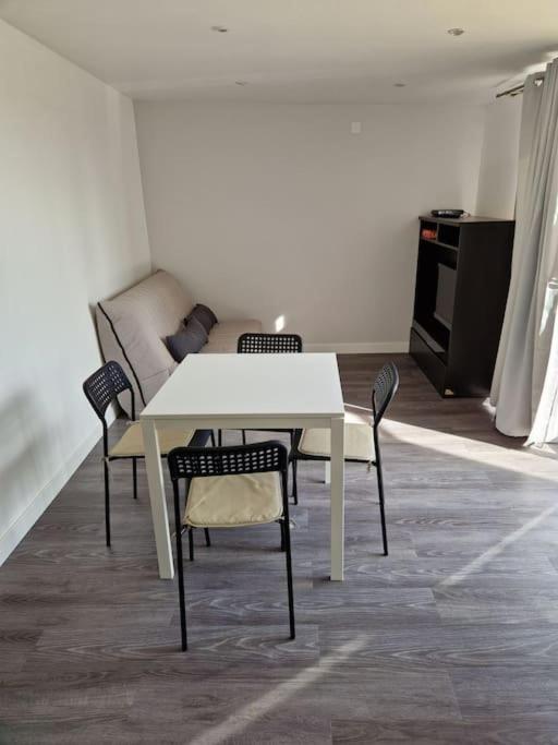 Appartement 2 Pieces Renove Avec Acces Piscine Peymeinade Exterior foto